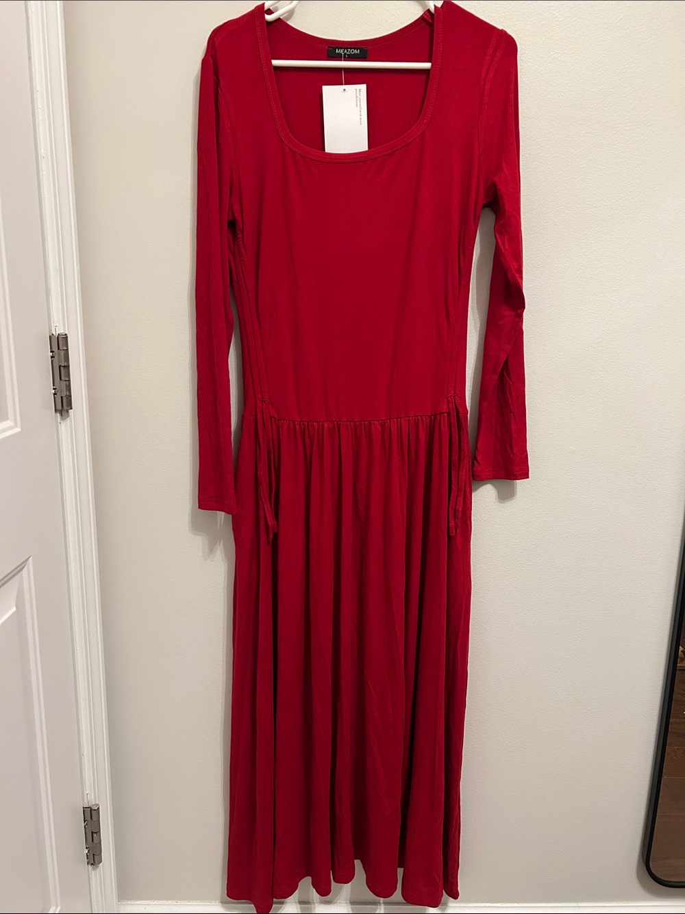 Scoop Neck Midi Dress